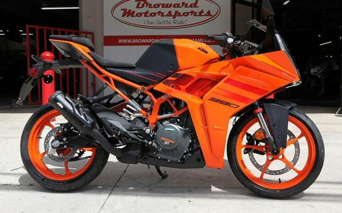 2024 KTM RC 390