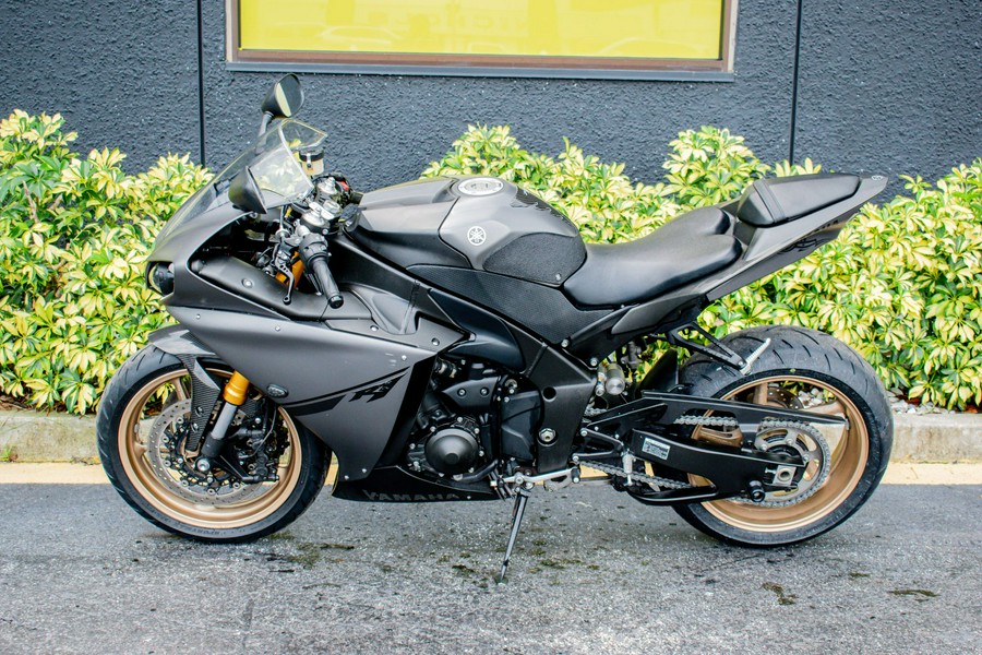 2014 Yamaha YZF-R1