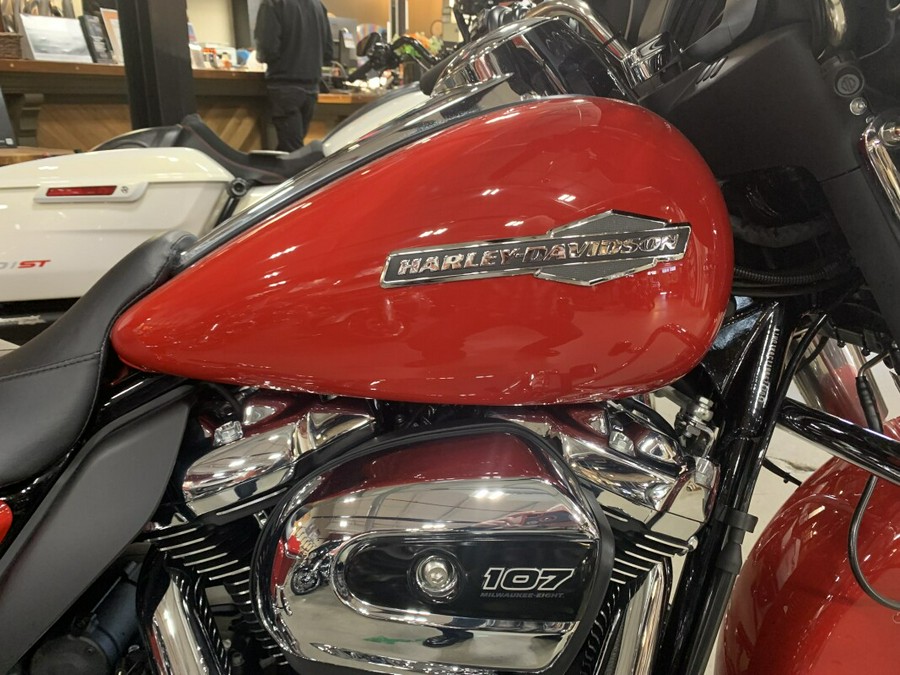 Harley-Davidson® Street Glide® 2023 FLHX Redline Red
