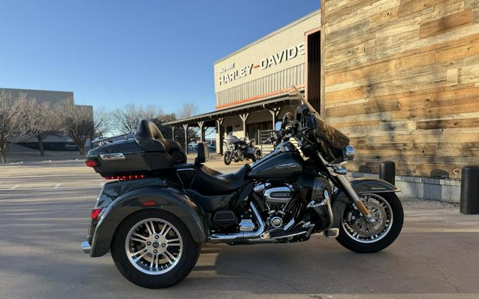 2020 Harley-Davidson® Tri Glide® Ultra Spruce