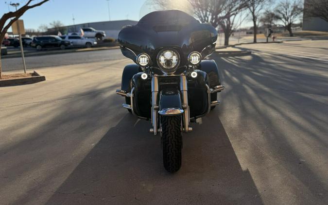 2020 Harley-Davidson® Tri Glide® Ultra Spruce