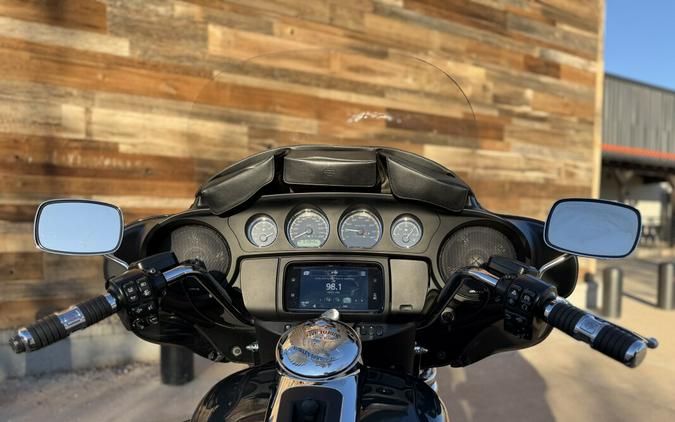 2020 Harley-Davidson® Tri Glide® Ultra Spruce