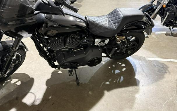 2017 HD FXDLS