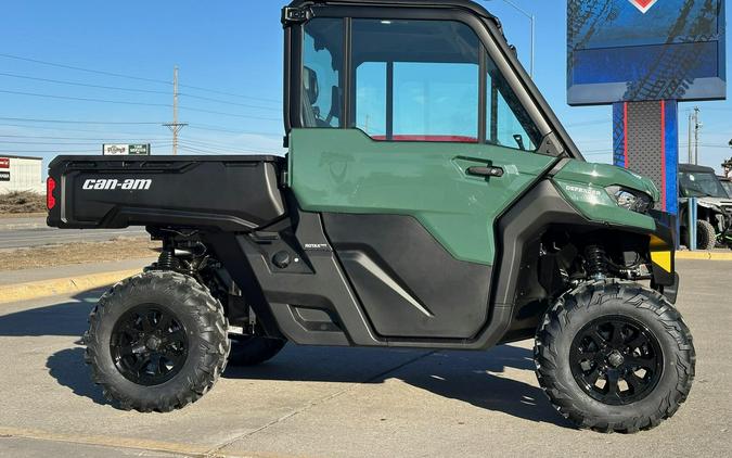 2026 Can-Am Defender DPS CAB HD10