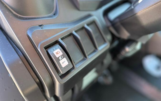 2026 Can-Am Defender DPS CAB HD10