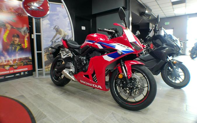 2026 CBR650 - Honda