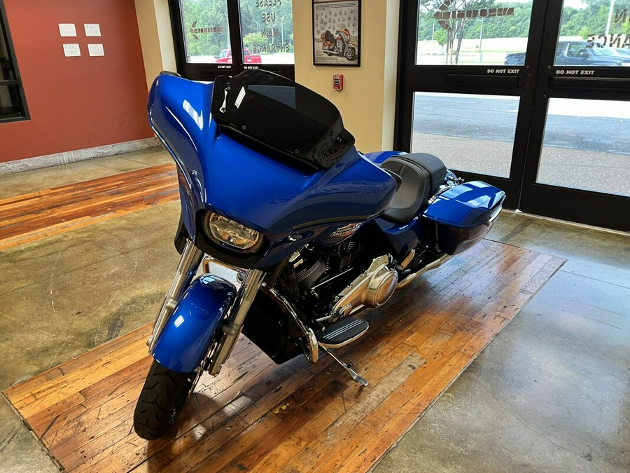 Used 2024 Harley-Davidson Street Glide Grand American Touring Motorcycle For Sale Near Memphis, TN