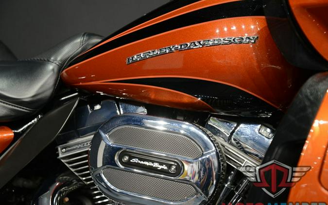 2015 Harley-Davidson FLTRUSE - CVO Road Glide Ultra