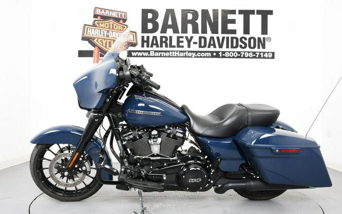 FLHXS 2019 Street Glide® Special