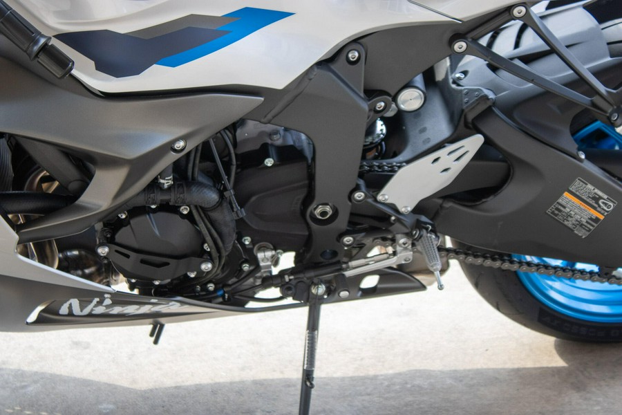 2027 KAWASAKI NINJA ZX-6R ABS