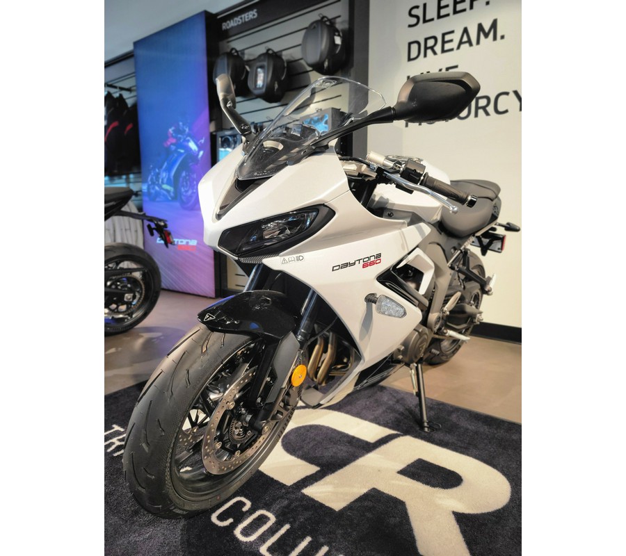 2025 Triumph DAYTONA 660