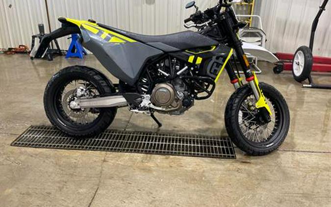2023 Husqvarna 701 Supermoto