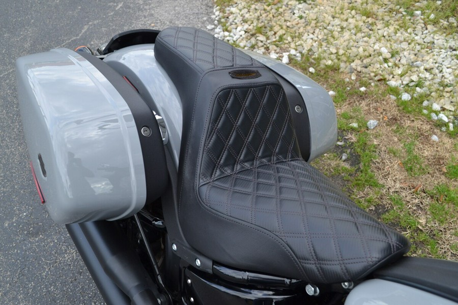 FXLRST 2024 Low Rider™ ST