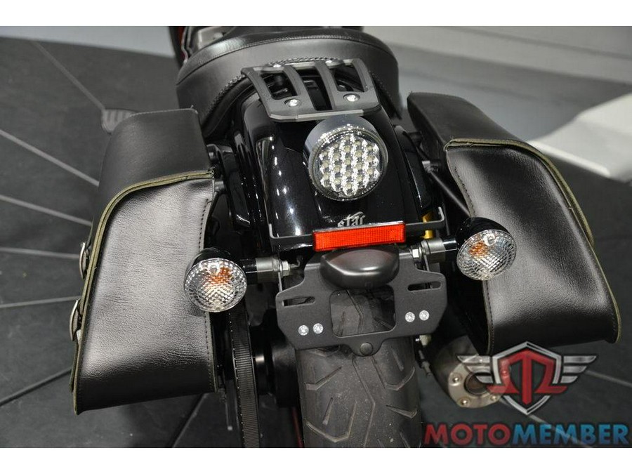 2015 Yamaha Bolt™ R-Spec