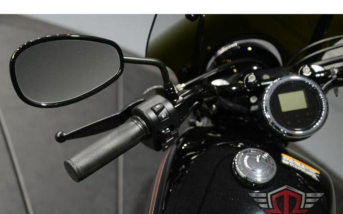2015 Yamaha Bolt™ R-Spec