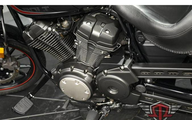 2015 Yamaha Bolt™ R-Spec