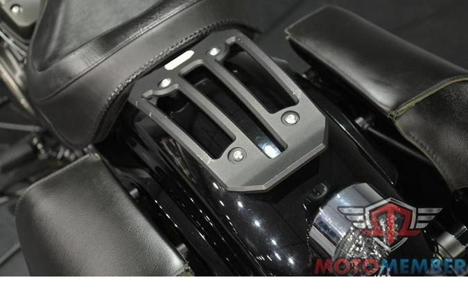 2015 Yamaha Bolt™ R-Spec