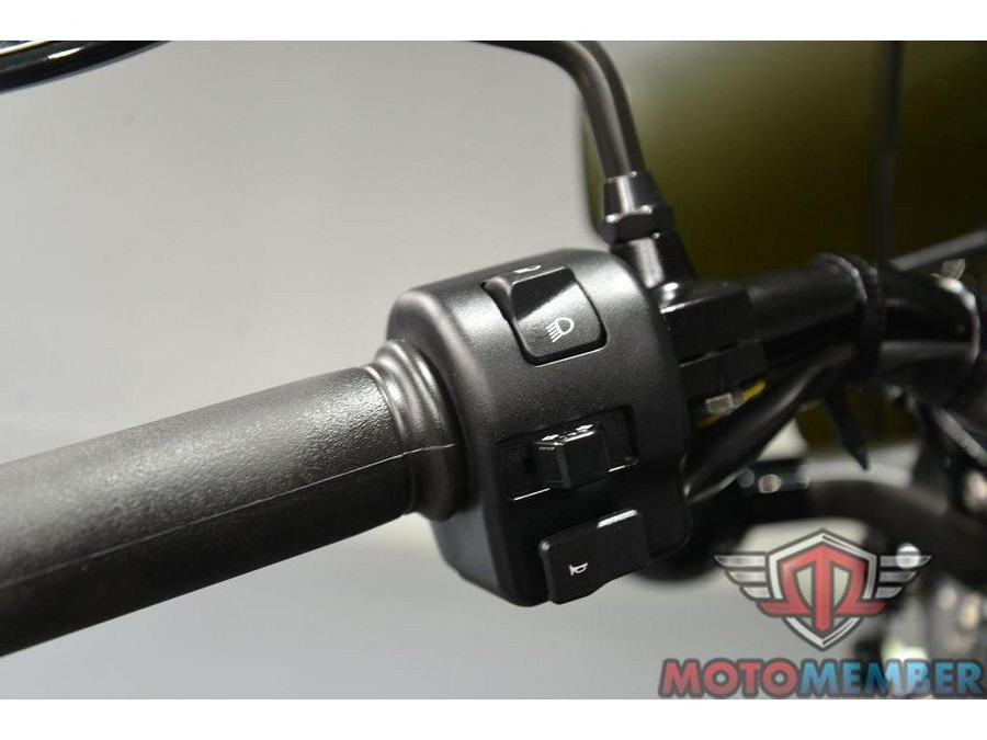 2015 Yamaha Bolt™ R-Spec