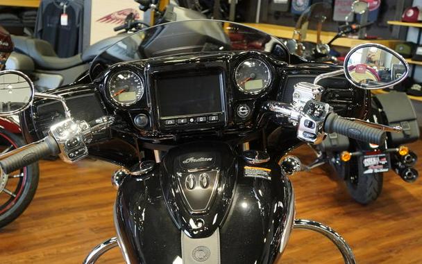 2024 Indian Motorcycle® Chieftain® Limited with Powerband Audio Package Black Metallic