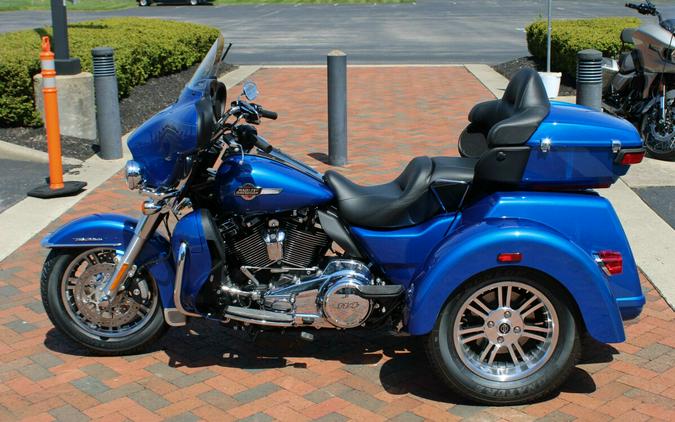 2024 Harley-Davidson Tri Glide Ultra Trike FLHTCUTG