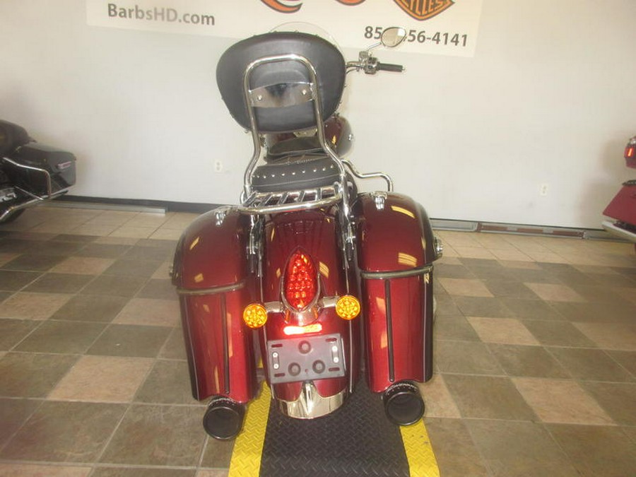 2022 Indian Motorcycle® Springfield® Maroon Metallic/Crimson Metallic