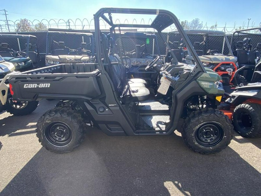 2024 Can-Am® Defender HD9