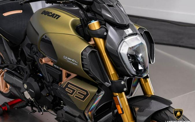 2021 Ducati Diavel 1260 Lamborghini Gea Green