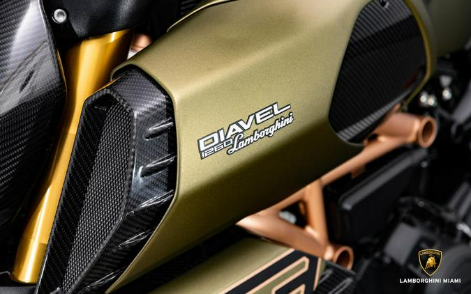 2021 Ducati Diavel 1260 Lamborghini Gea Green