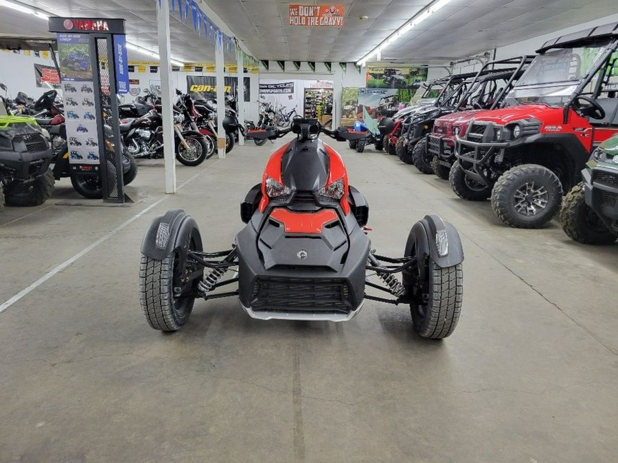 2020 Can-Am™ Ryker 900 ACET