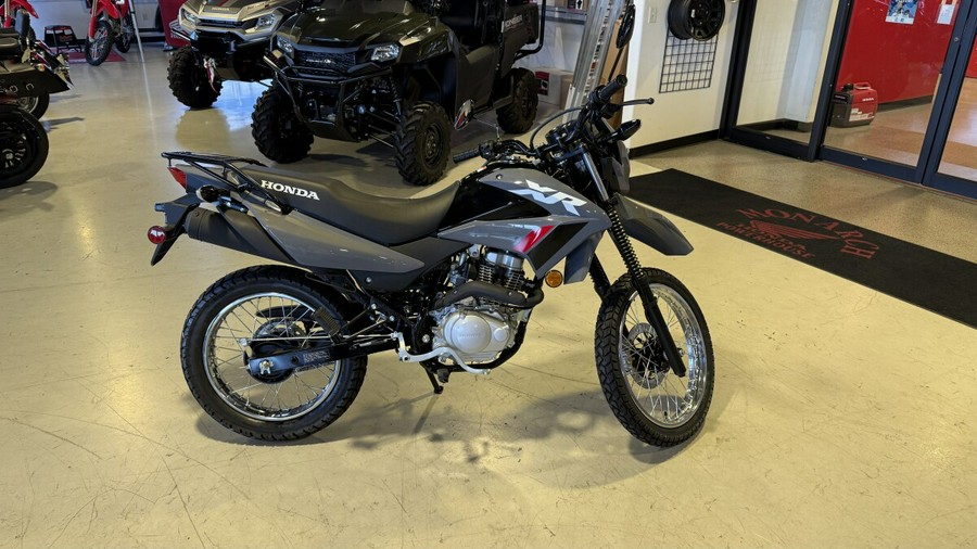 XR150LS 2025 XR150L