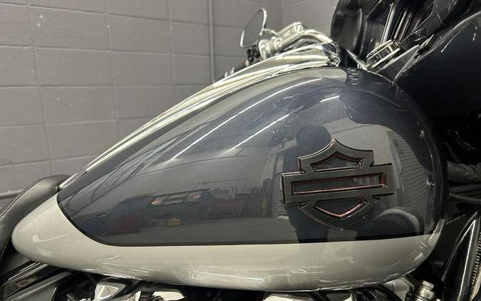 2019 Harley-Davidson® FLHXSE - CVO™ Street Glide®