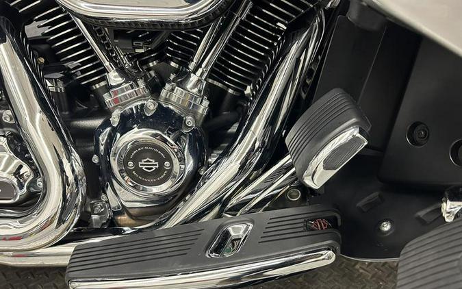 2019 Harley-Davidson® FLHXSE - CVO™ Street Glide®