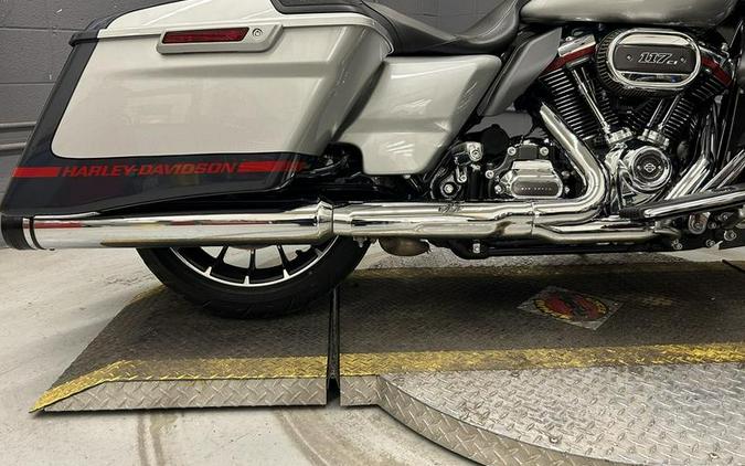 2019 Harley-Davidson® FLHXSE - CVO™ Street Glide®