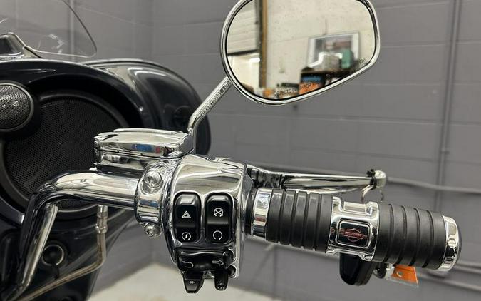 2019 Harley-Davidson® FLHXSE - CVO™ Street Glide®