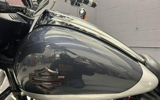 2019 Harley-Davidson® FLHXSE - CVO™ Street Glide®