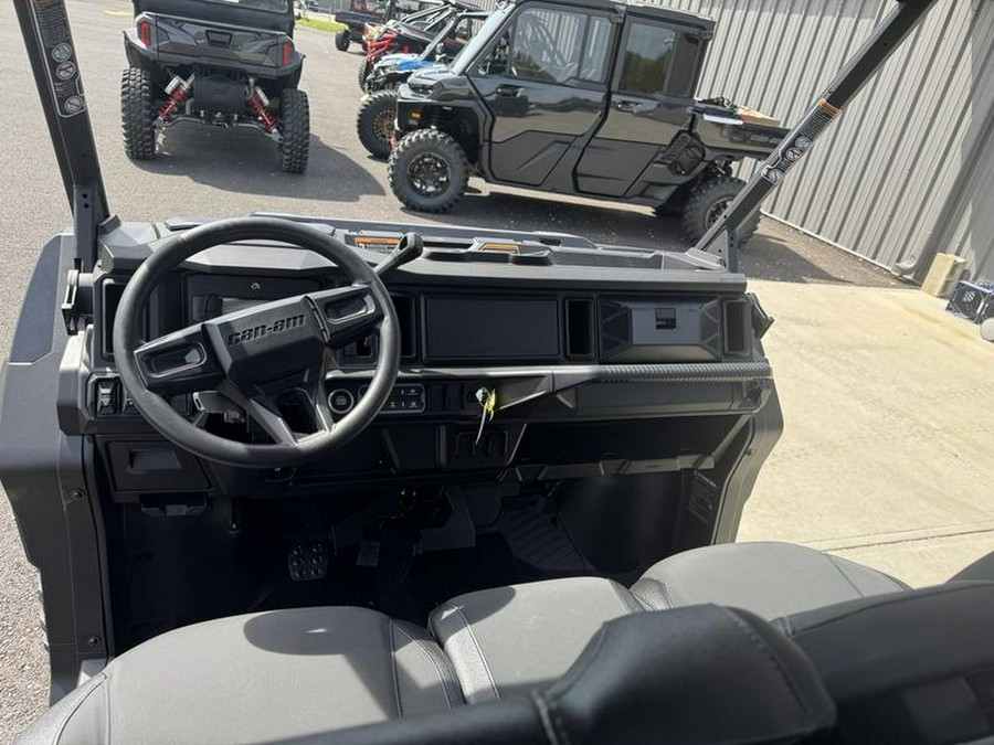 2026 Can-Am® Defender MAX XT HD11