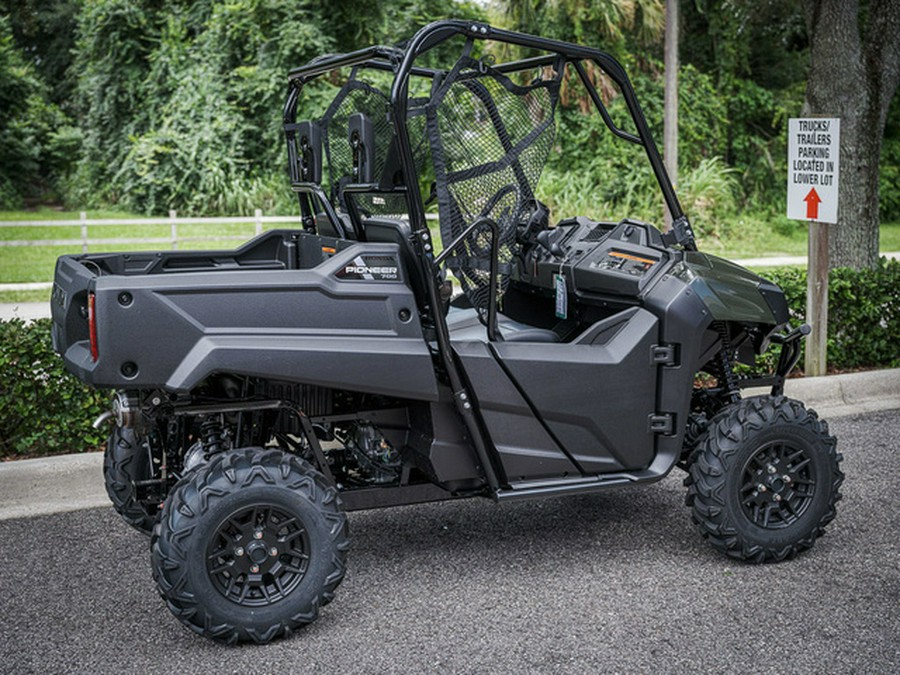 2026 Honda Pioneer 700 Deluxe