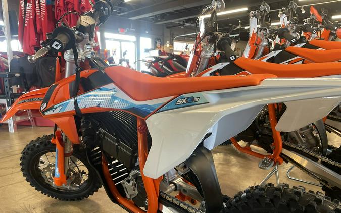 2024 KTM SX-E 3