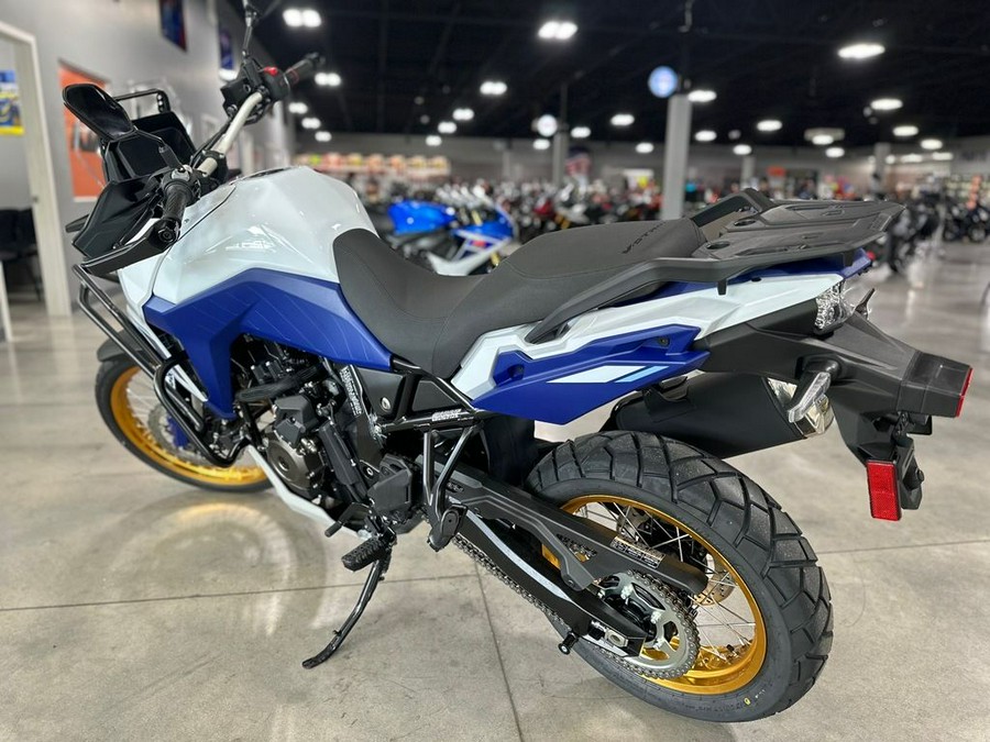 2024 Suzuki V-Strom 800DE Adventure