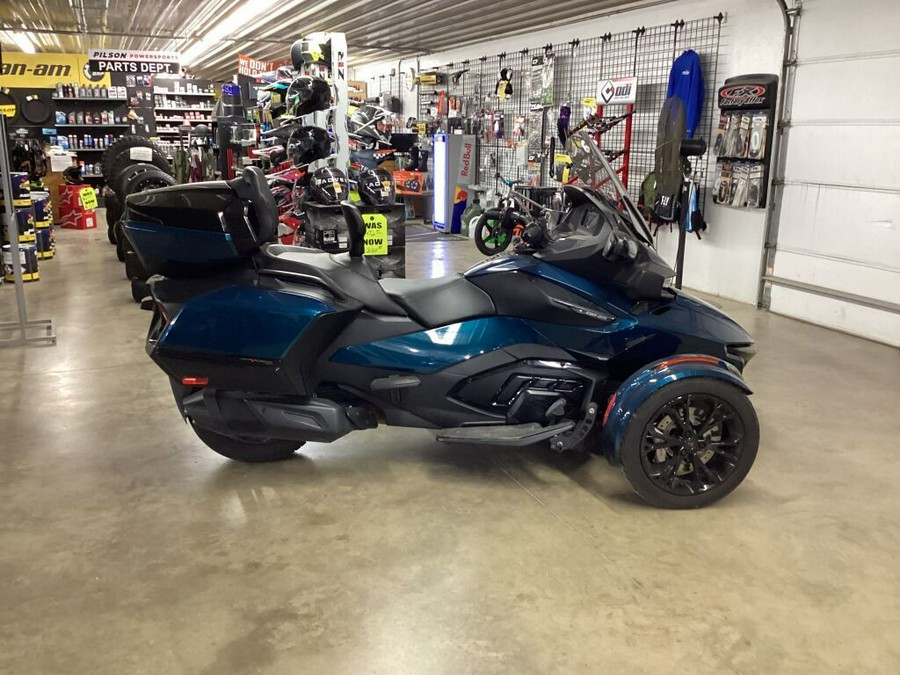 2021 Can-Am™ Spyder RT Limited