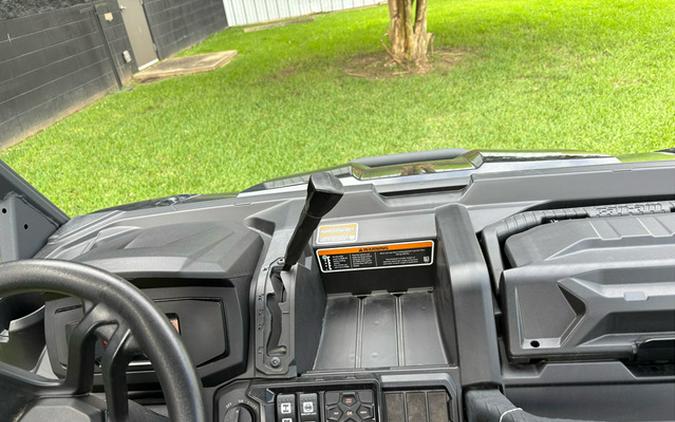 2025 Can-Am Defender XT HD10