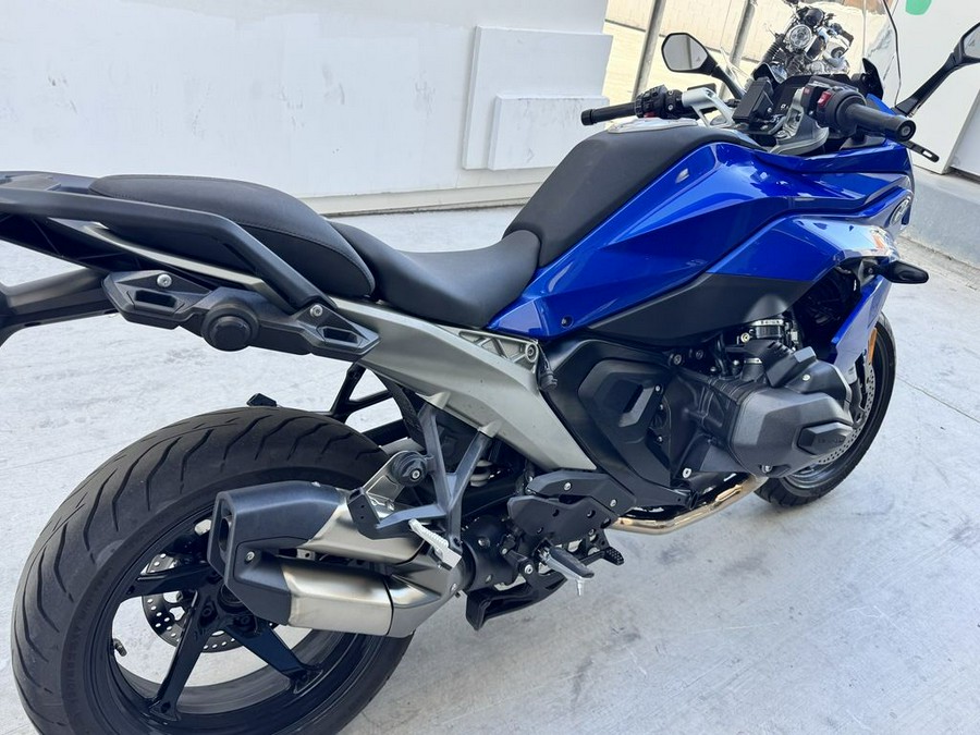 2026 BMW R 1300 RS Racing Blue Metallic