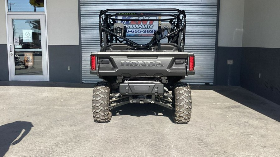 2025 Honda Pioneer 1000-6 Crew Deluxe