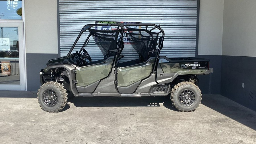 2025 Honda Pioneer 1000-6 Crew Deluxe