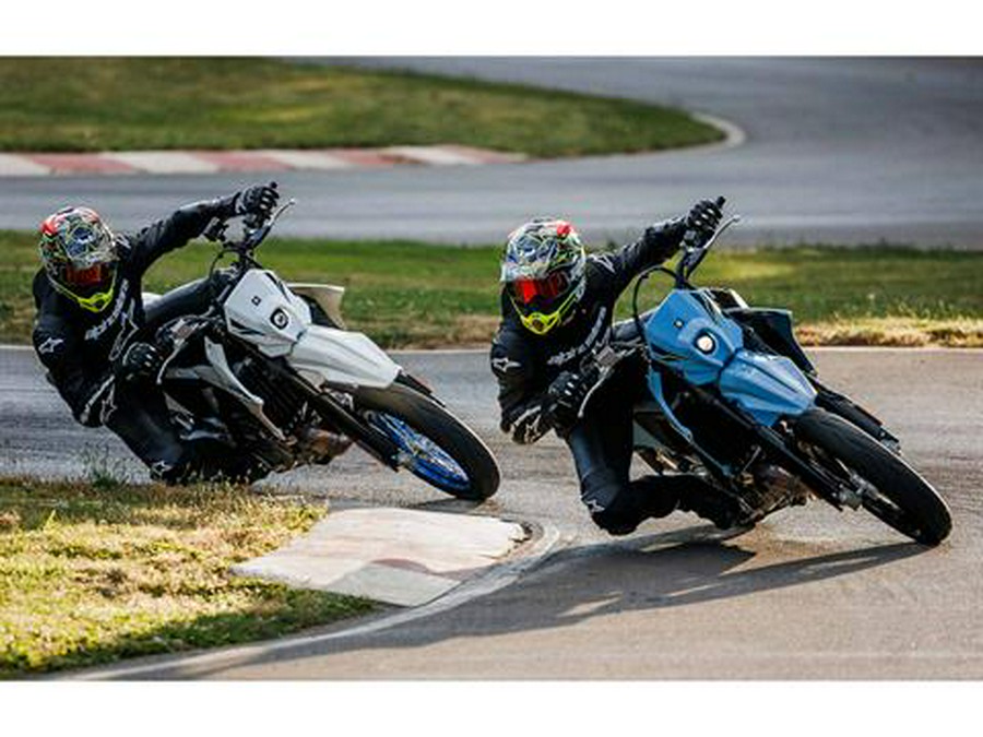 2025 Suzuki DR-Z4SM