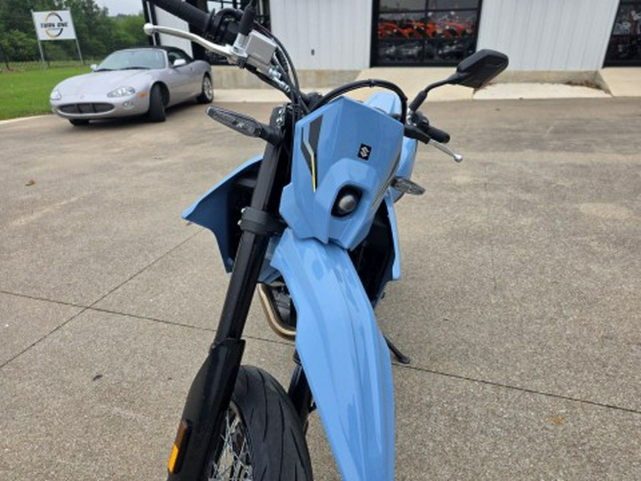 2025 Suzuki DR-Z4SM