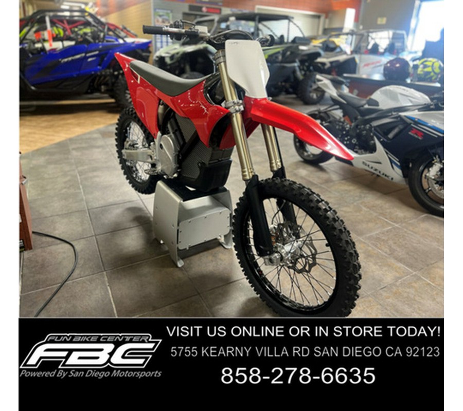 2024 Stark VARG Alpha MX 19"_80HP