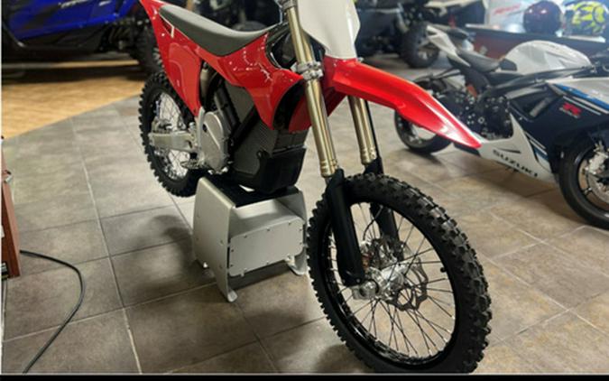 2024 Stark VARG Alpha MX 19"_80HP