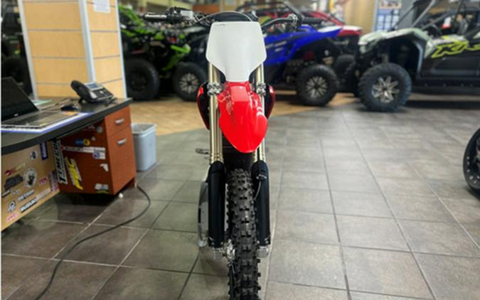 2024 Stark VARG Alpha MX 19"_80HP