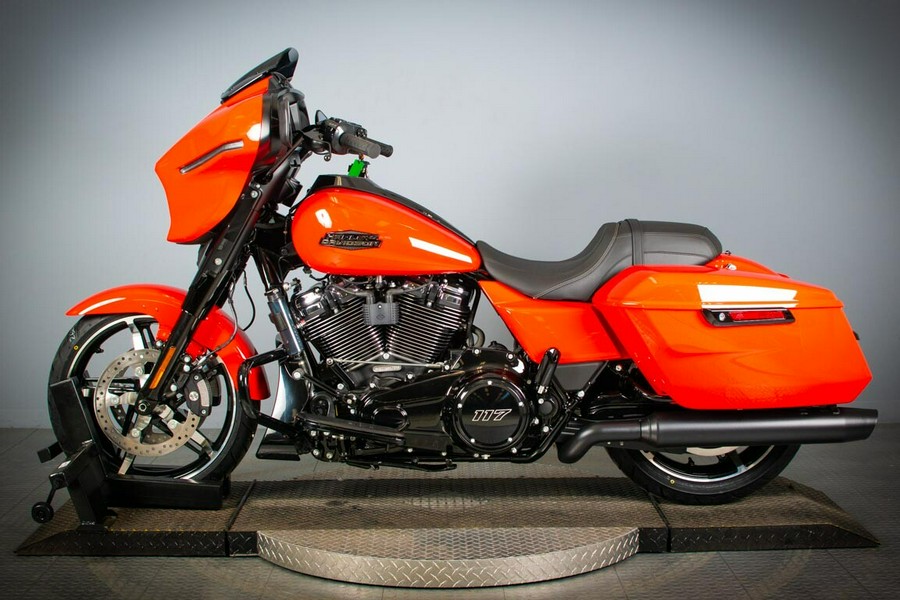 2026 Harley-Davidson Street Glide FLHX